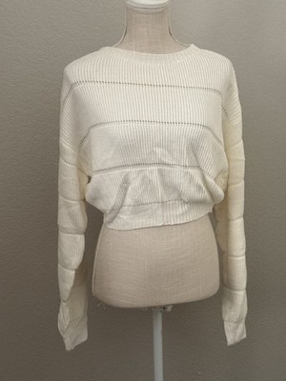 SHEIN Womens Cropped Sweater Ivory Open Knit Crew Neck Long Sleeve Size L